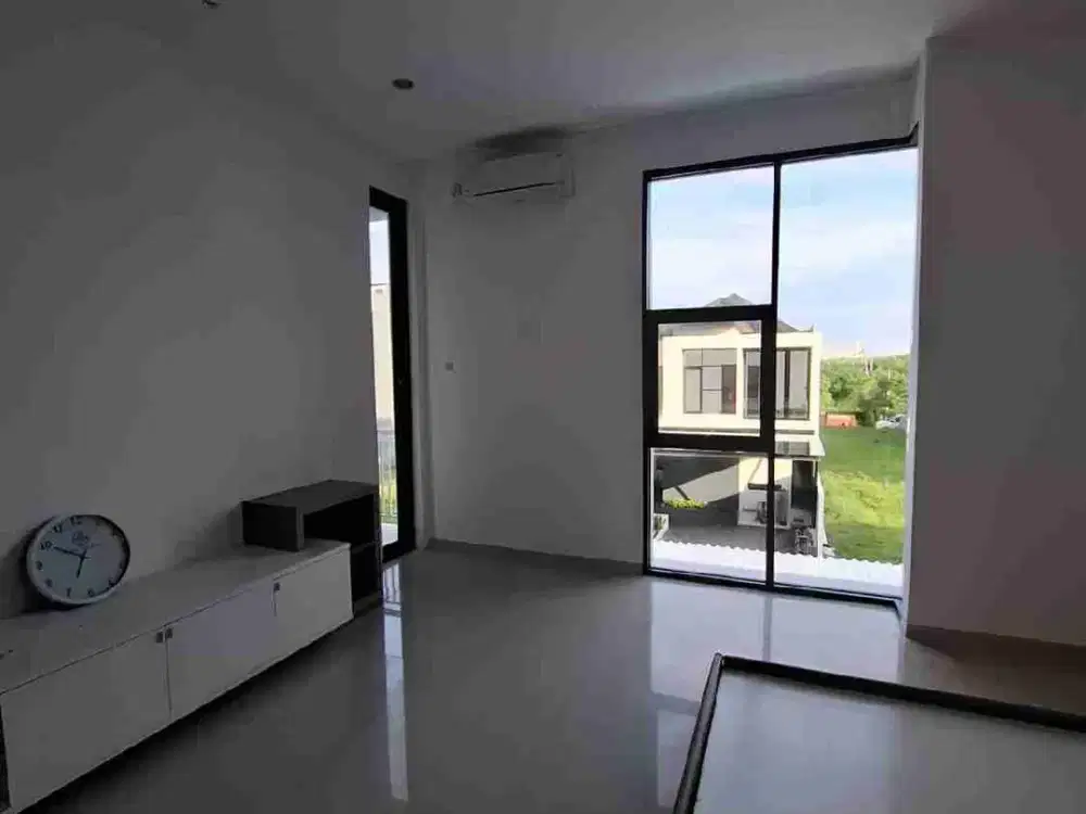 Dijual Rumah Palm Beach Siap Huni Pakuwon City