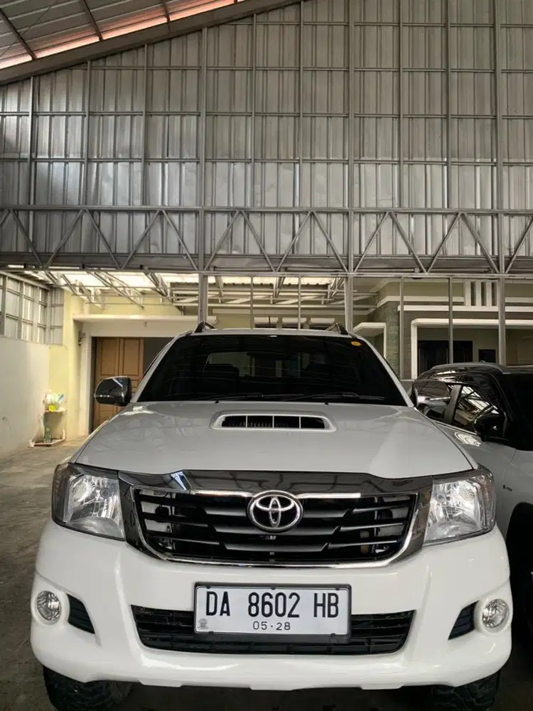DIJUAL TOYOTA HILUX