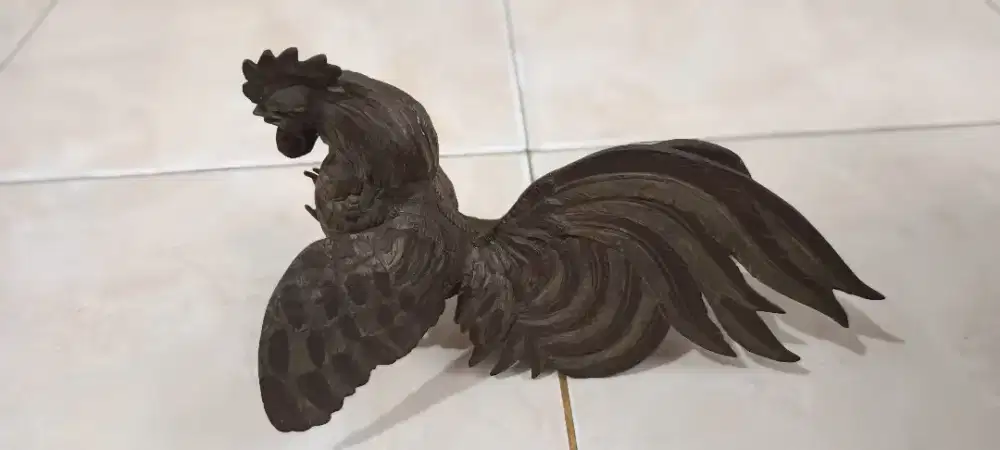 pajangan bahan kuningan