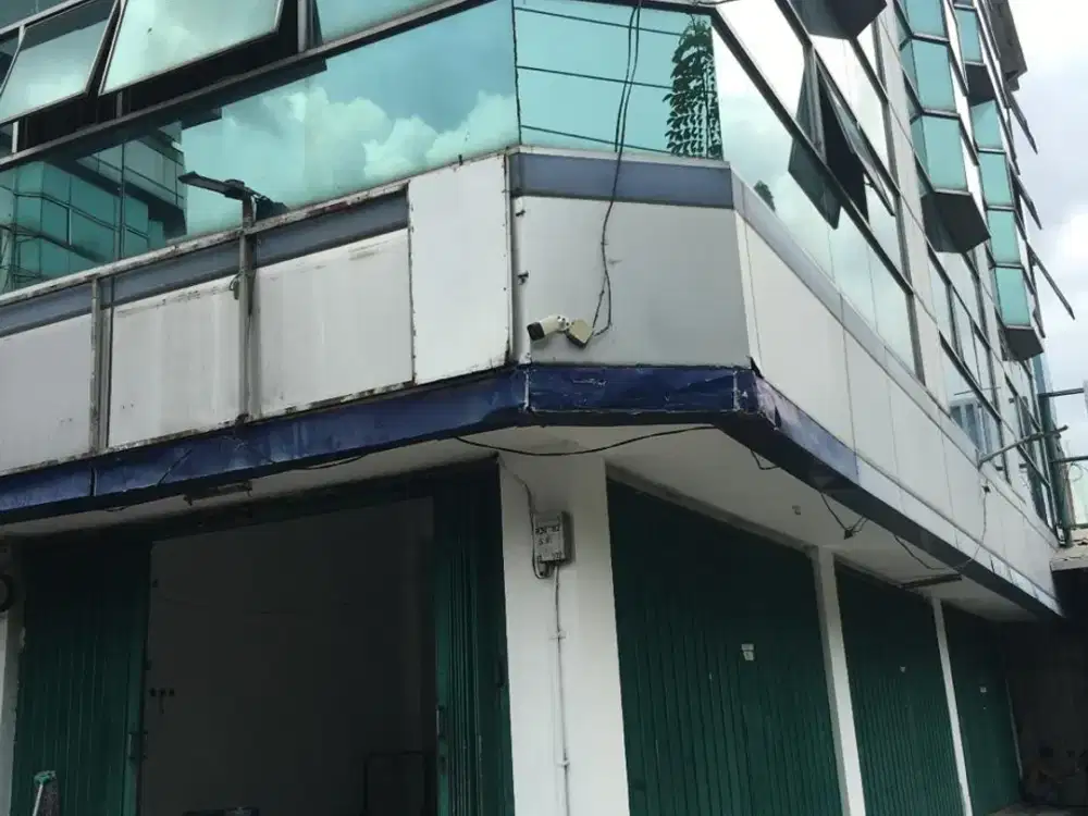 AUD.A043 Ruko Dupak Megah Surabaya Strategis Cocok untuk Usaha