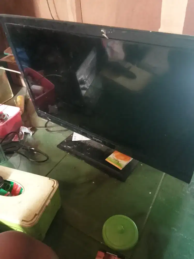 Tv LED Sanyo dijual