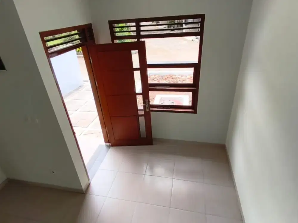 DIJUAL RUMAH CIJAMBE UJUNG BERUNG BANDUNG STRATEGIS