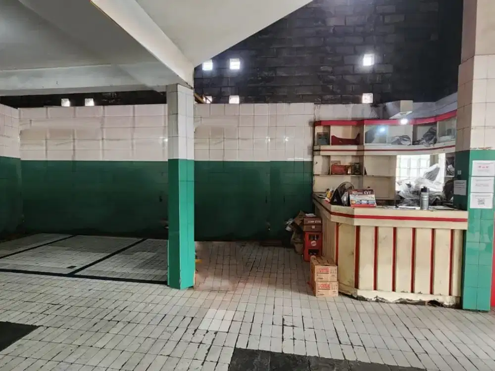RUANG USAHA DIJUAL DI SOLO DEKAT PASAR KLEWER