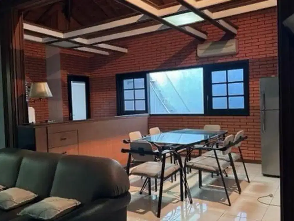 Dijual Rumah Darmo Baru Timur Minimalis Strategis Siap Huni