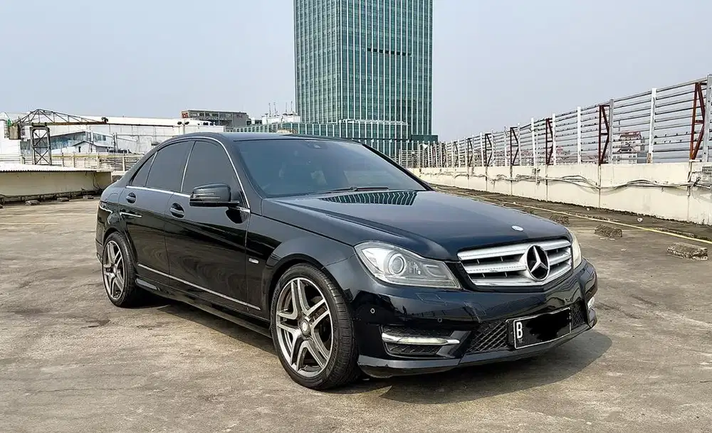 Mercedes-Benz C250 AMG Tdp.MINIM Odo.85rb NIK.2012