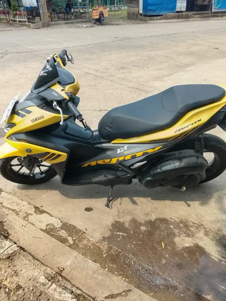 Aerox 2018 kuning