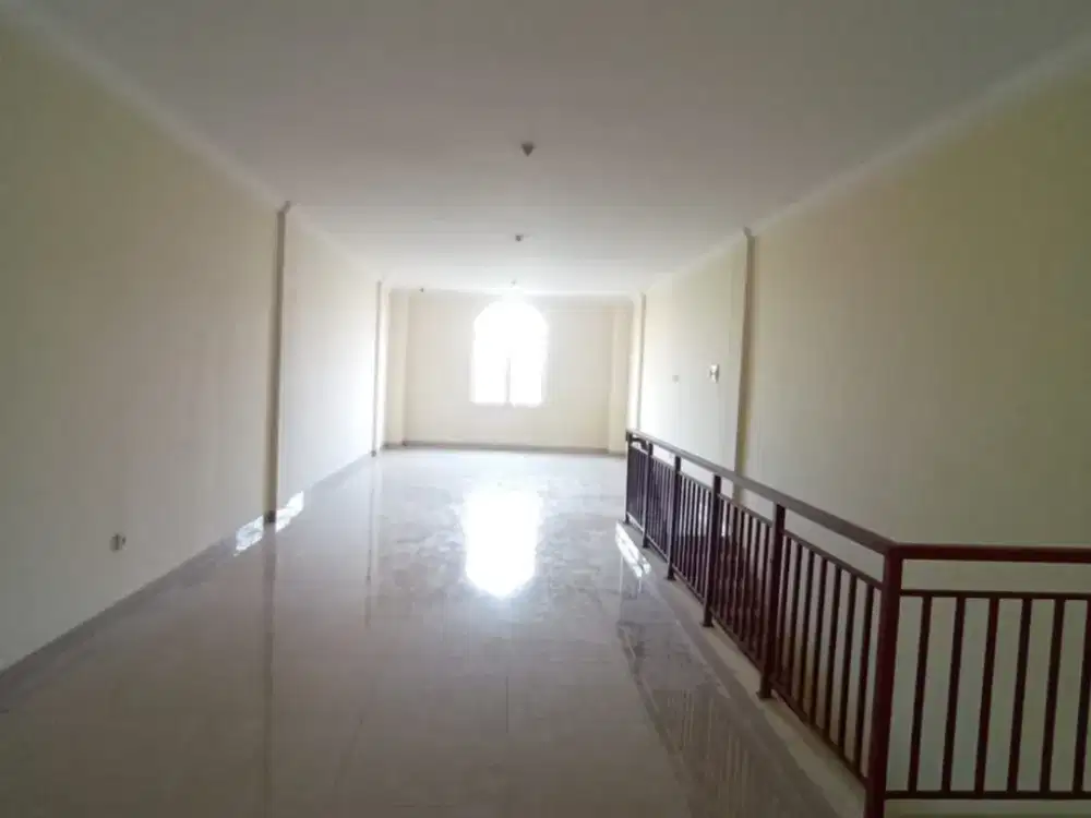 Disewakan Cepat Ruko Mutiara Taman Palem Cengkareng
