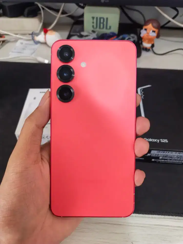 Samsung Galaxy S25 12/512GB Coralred