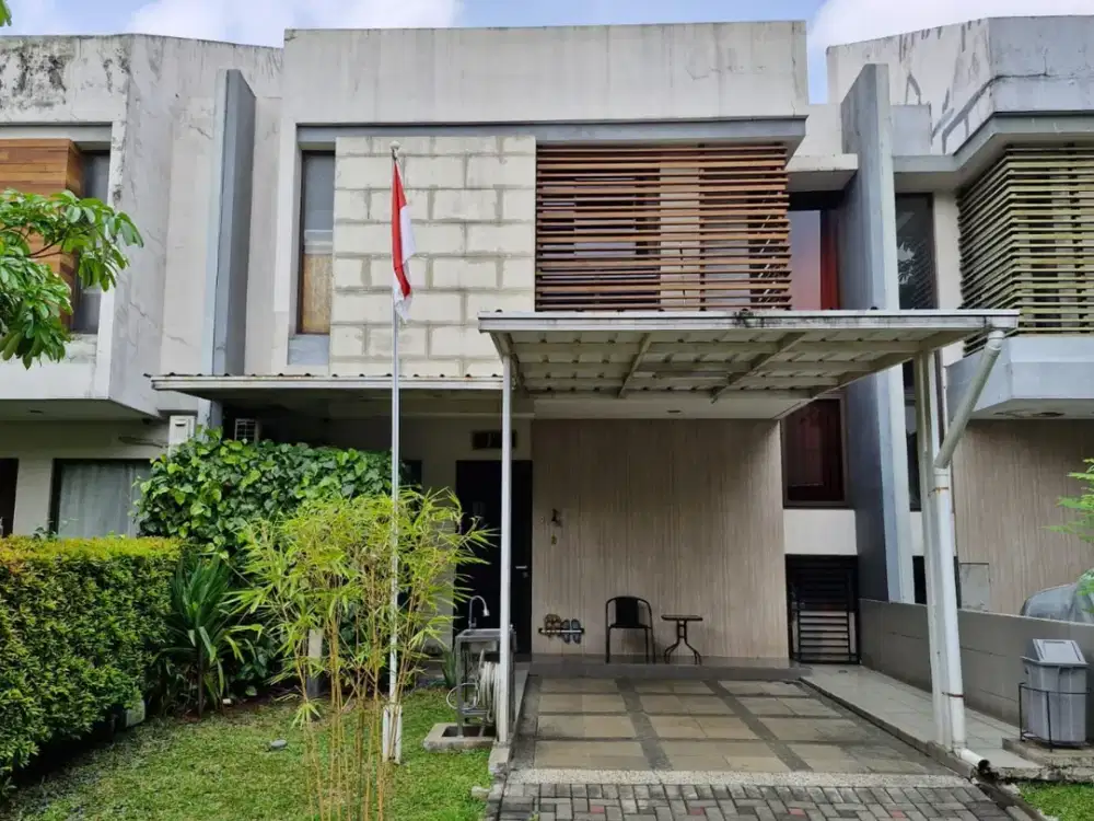 Dijual Rumah 2 Lantai Semi Furnished di Cluster Prestigia BSD City