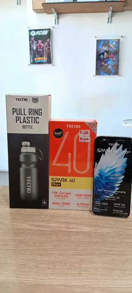 Tecno spark 40 pro plus,ram 8gb Rom 256gb,free gift box