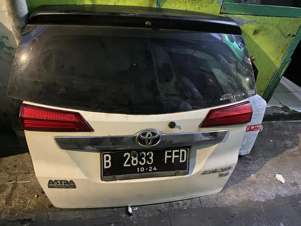 Pintu bagasi calya komplit kaca