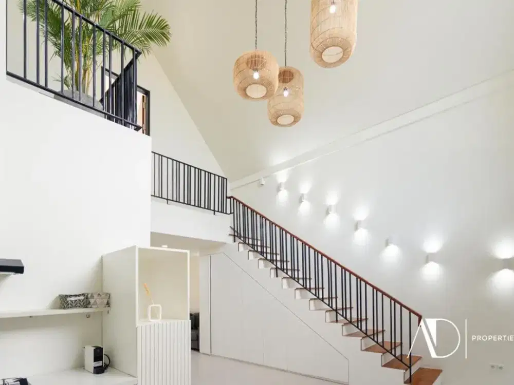 LEASEHOLD | MODERN TOWNHOUSE WITH PRIVATE POOL IN CANGGU - Thumbnail 4