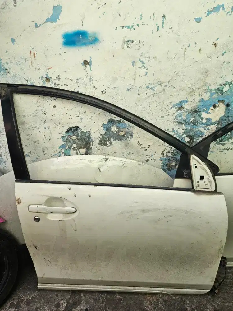 Pintu depan kanan avanza xenia all new ada kaca 2012-2021