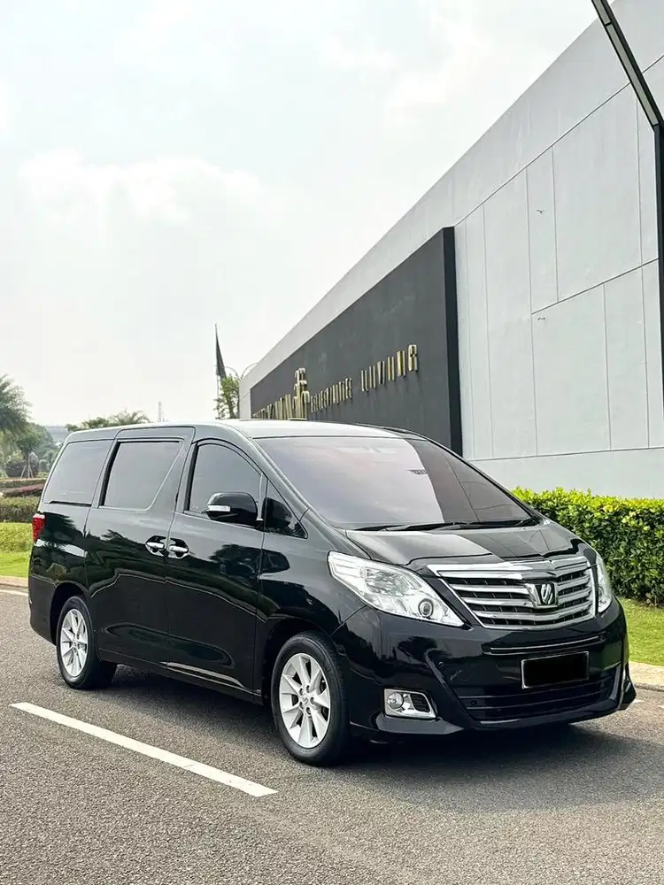 ISTIMEWA! RARE ITEM! Totoya Alphard Q Type Tertinggi A/T 2012