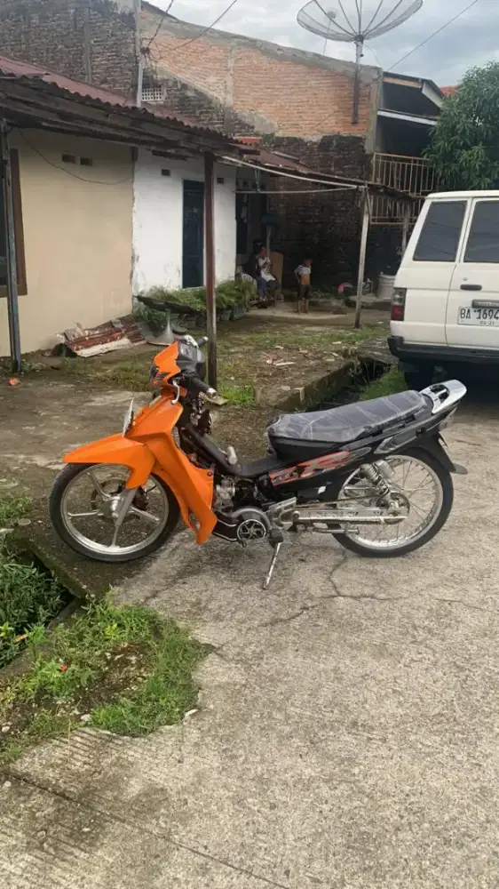Yamaha F1zr yg serius aja