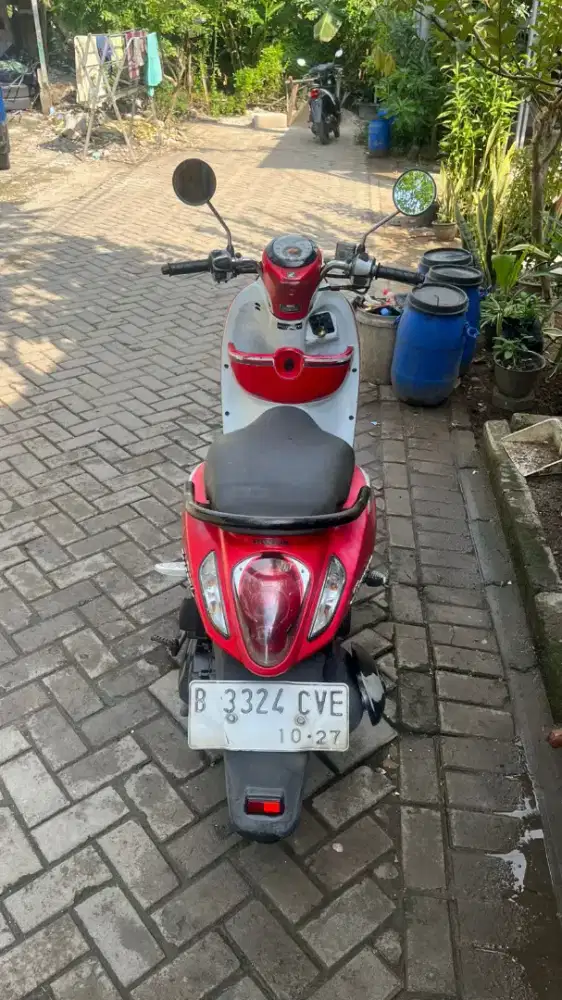 honda scoopy 2015