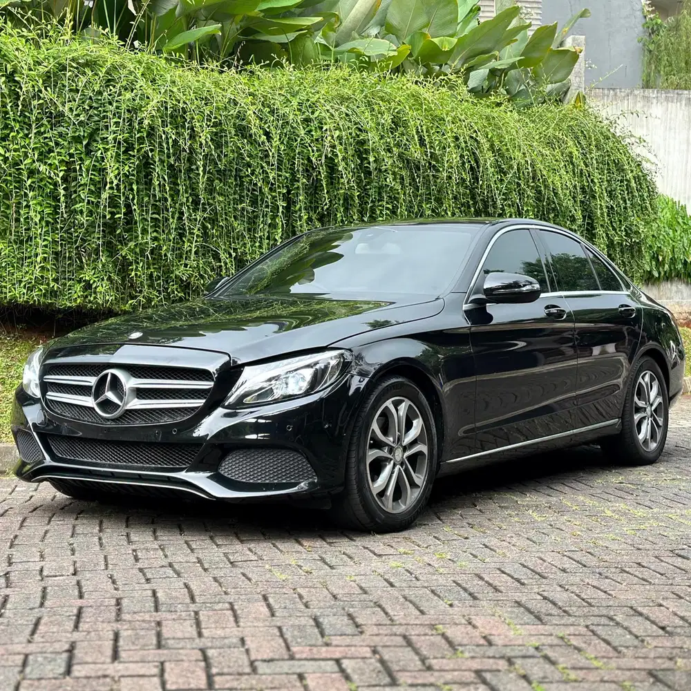 (CASH) Mercedes Benz C200 W205 2017