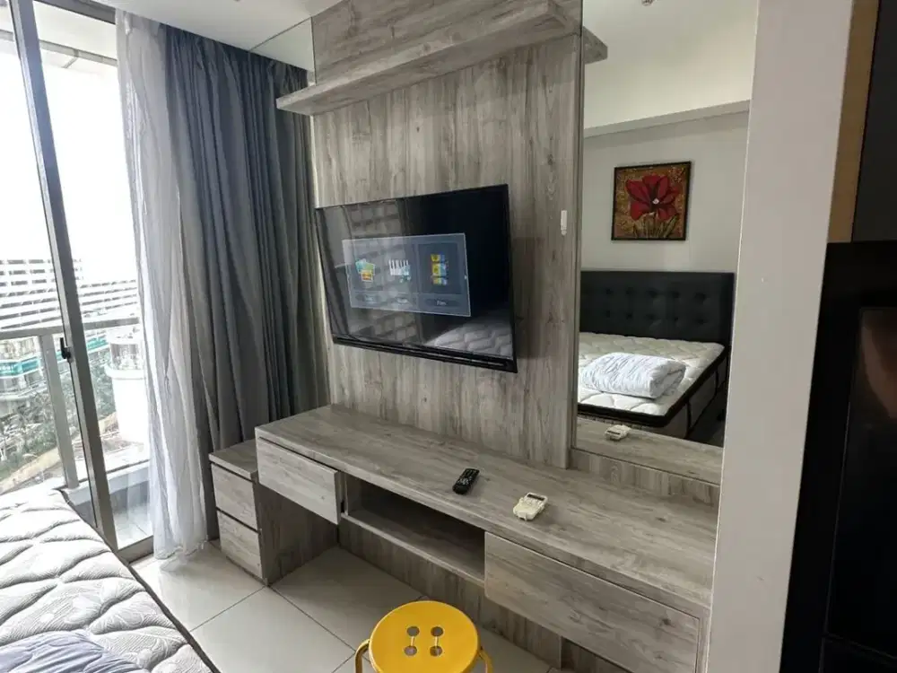 Disewakan Apartemen Taman Anggrek Residences studio Furnish Bagus