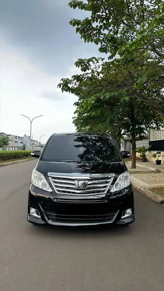 ALPHARD Q 2012 BERKULIATASS