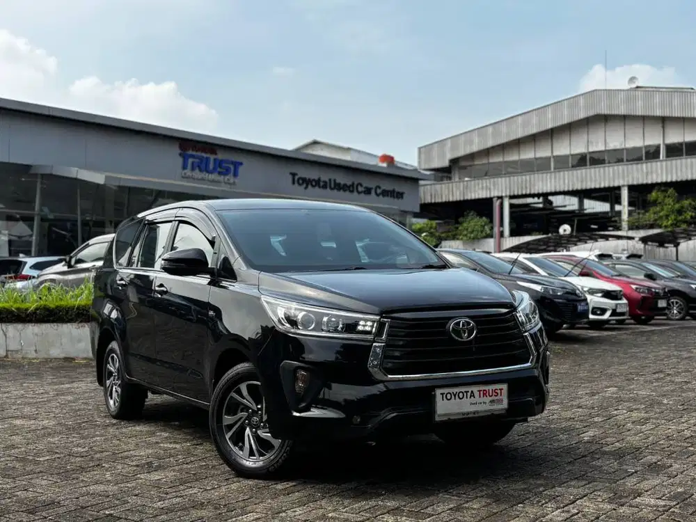 TOYOTA INNOVA 2.0 V AT 2022 bensin