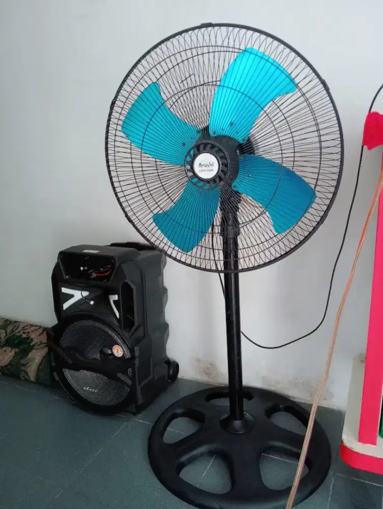 Kipas Angin Besi Arashi 18'inch