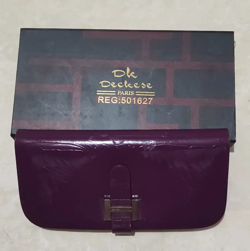DECKESE Dompet kulit BARU, Dijual MURAH