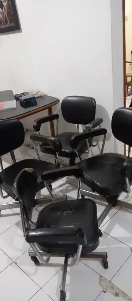 Kursi duduk beroda