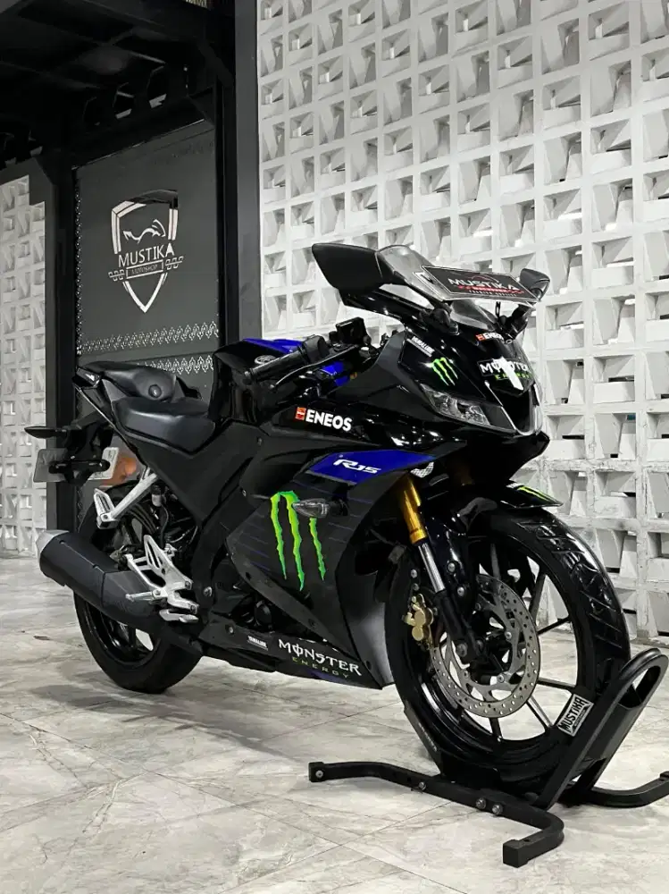 Yamaha R15 V3 Monster 2019. DANNY Mustika Motoshop Sulfat