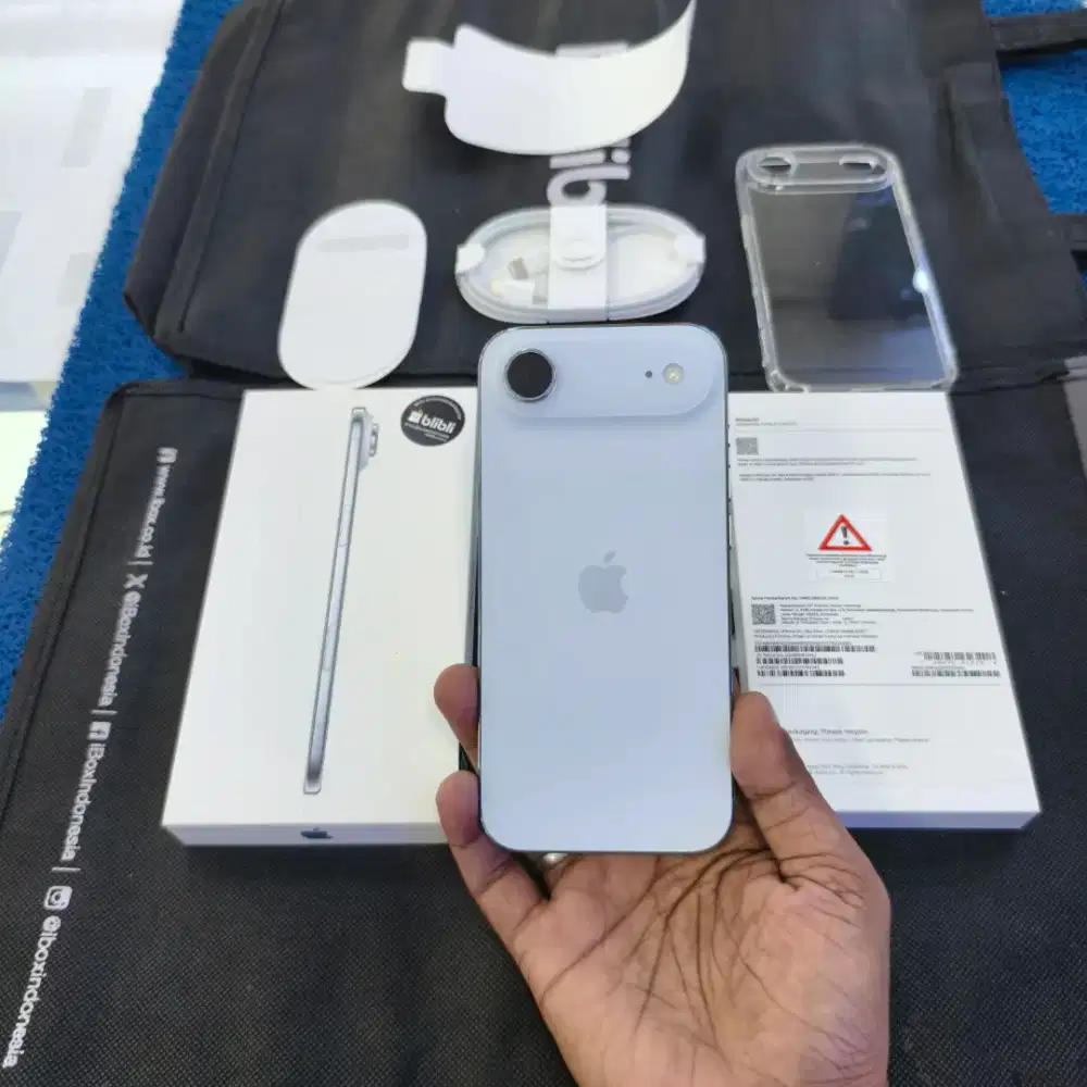 Iphone Air Pakai 1 Bln 99,9% like new BH 100% CC 19 Grs resmi blibli