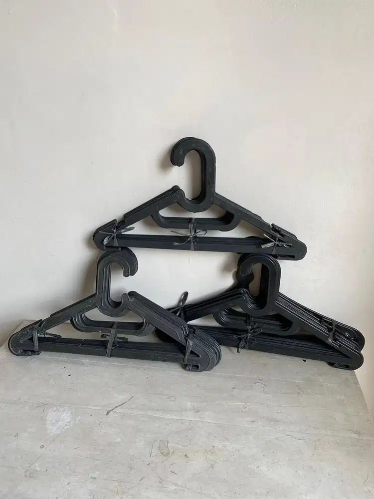 Gantungan baju/ hanger baju