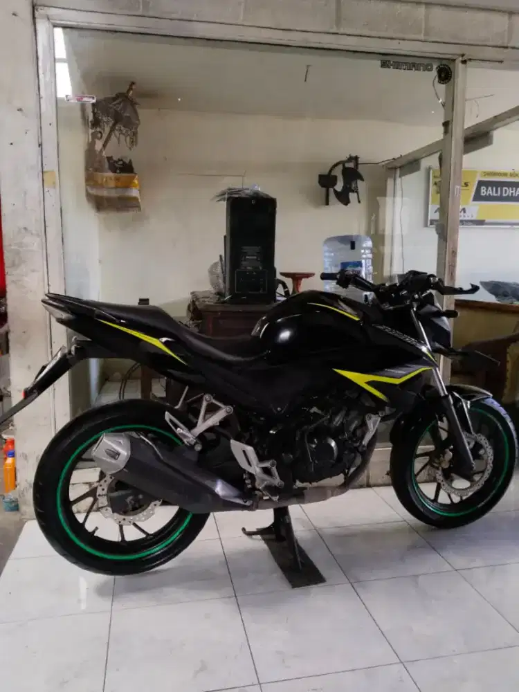 Hond cb 150 CC thn 2018 cash. Bali dharma. Motor