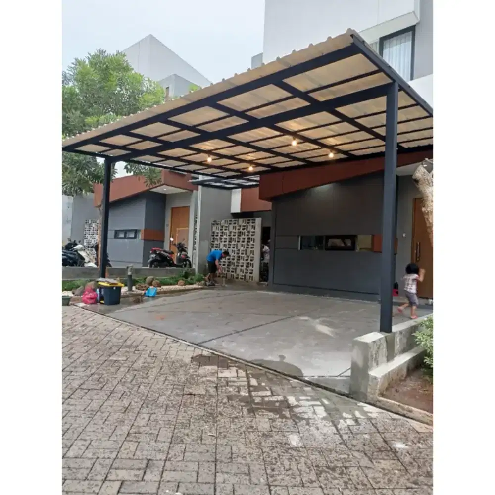 Kanopi baja ringan