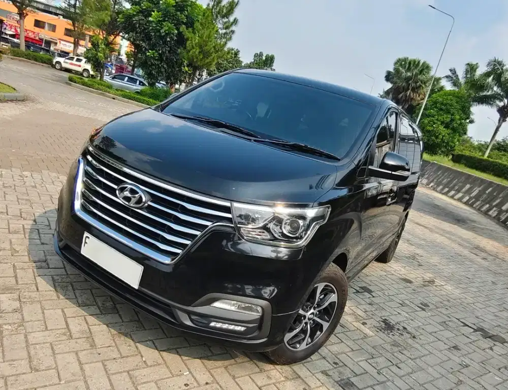 cash aja! hyundai H1 Royale bensin tipe paling tinggi 2019