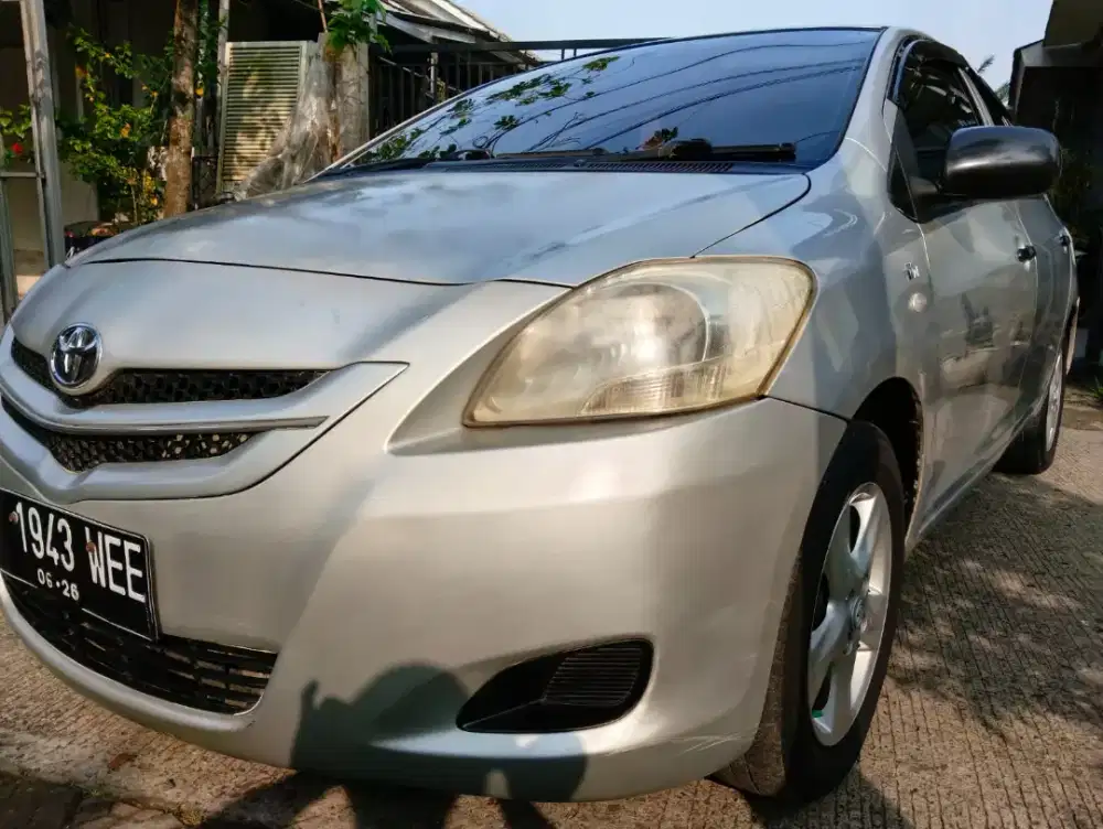 Toyota vios limo 2011 ( pajak hidup )