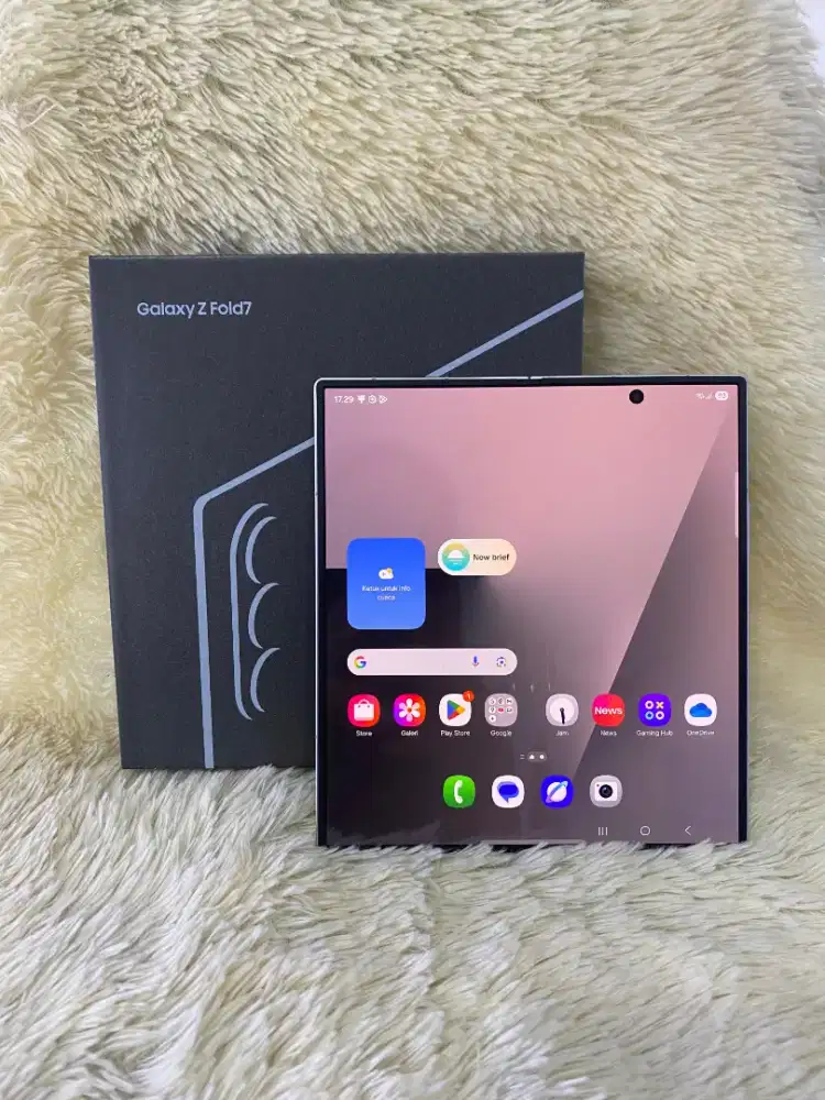 Samsung Z Fold 7 ram 12/256 silver Garansi februari 2027 #3Gcom
