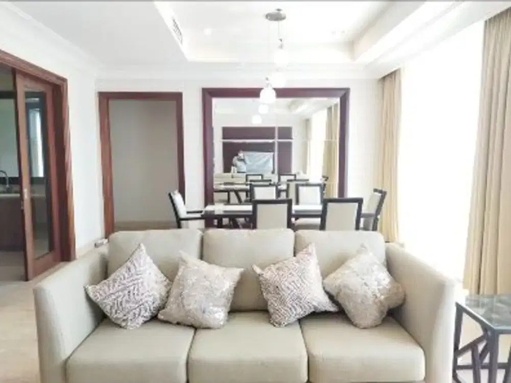 Disewa Apartemen Pakubuwono View Lacewood 3BR Furnished Uk170m2 at Jakarta Utara