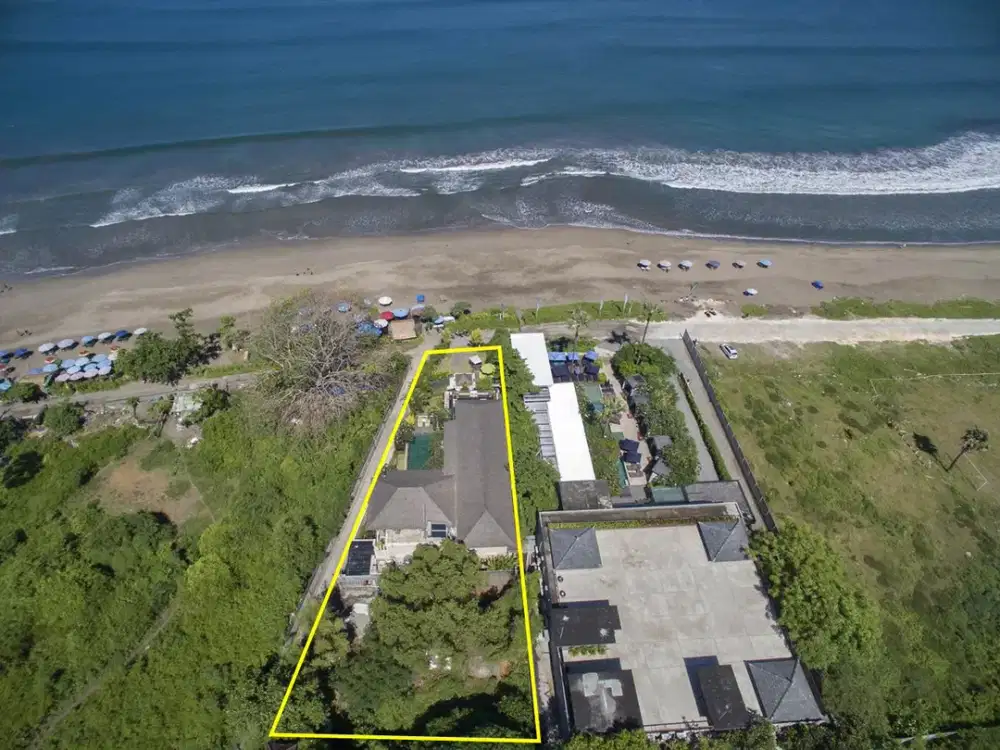 Villa Langka Lokasi Premium Los Pantai Batu Belig Seminyak - Thumbnail 2