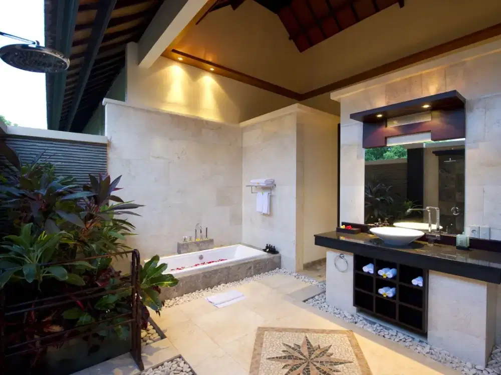 Villa Langka Lokasi Premium Los Pantai Batu Belig Seminyak - Thumbnail 9