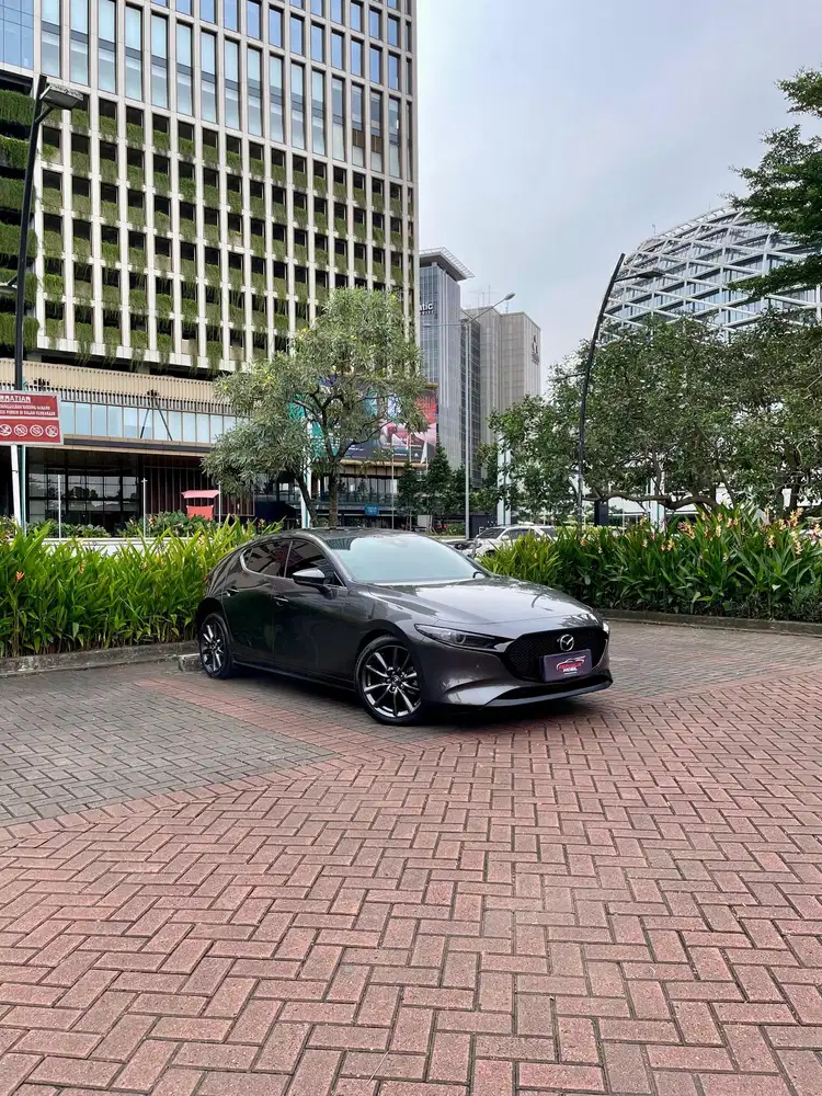 [SUPER LOW KM!! NO PR SIAP PAKAI] Mazda 3 HATCHBACK 2022 Bensin