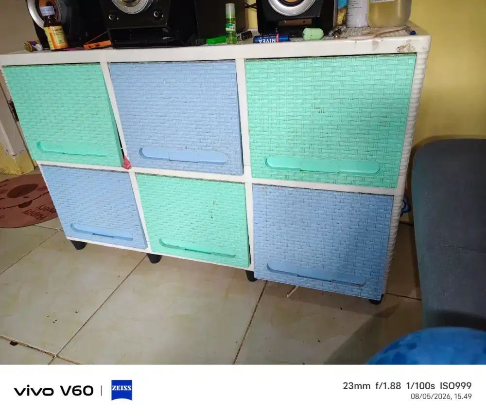 Lemari bagus jual cepat