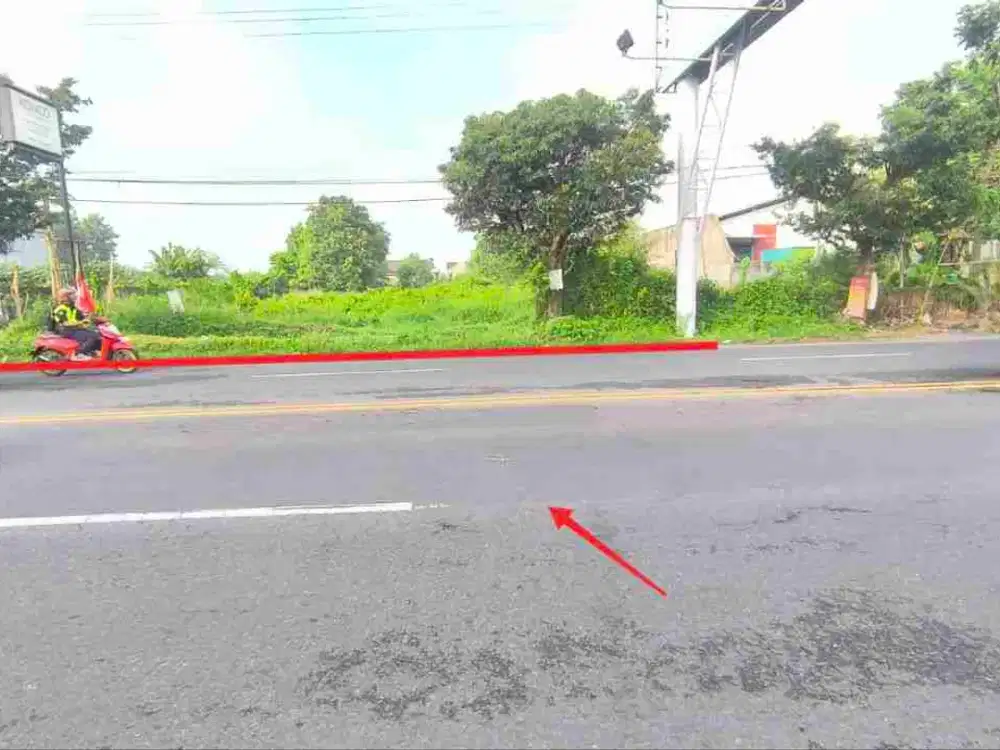 Tanah Luas SHM Kering /Pekarangan Siap Bangun di Jalan Raya Colomadu