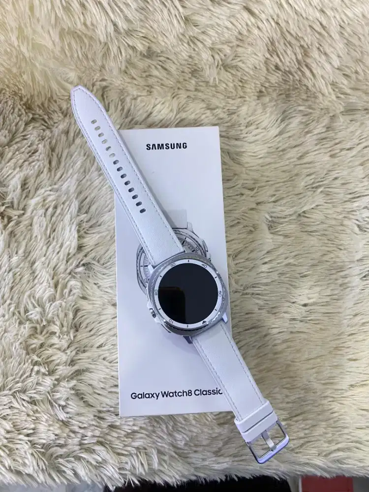 Jam Tangan Samsung watch 8 classic 46mm masih dalam garansi resmi