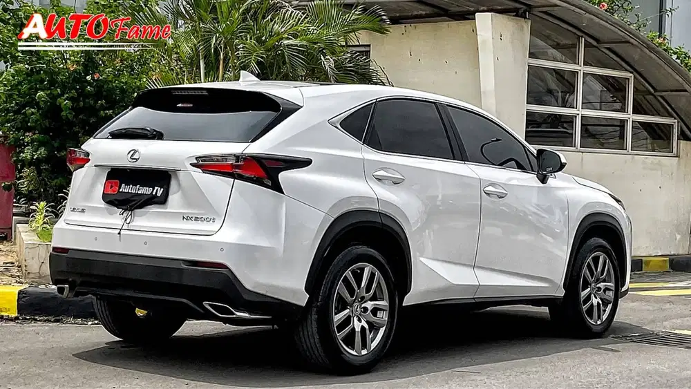 Lexus NX200t Luxury NIK 2015 White On Beige