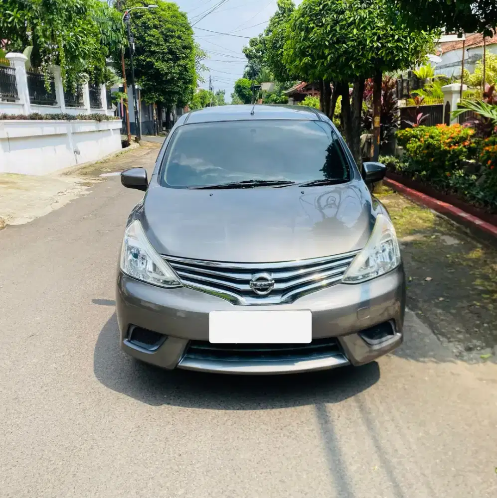 NISSAN LIVINA SV AT 2017