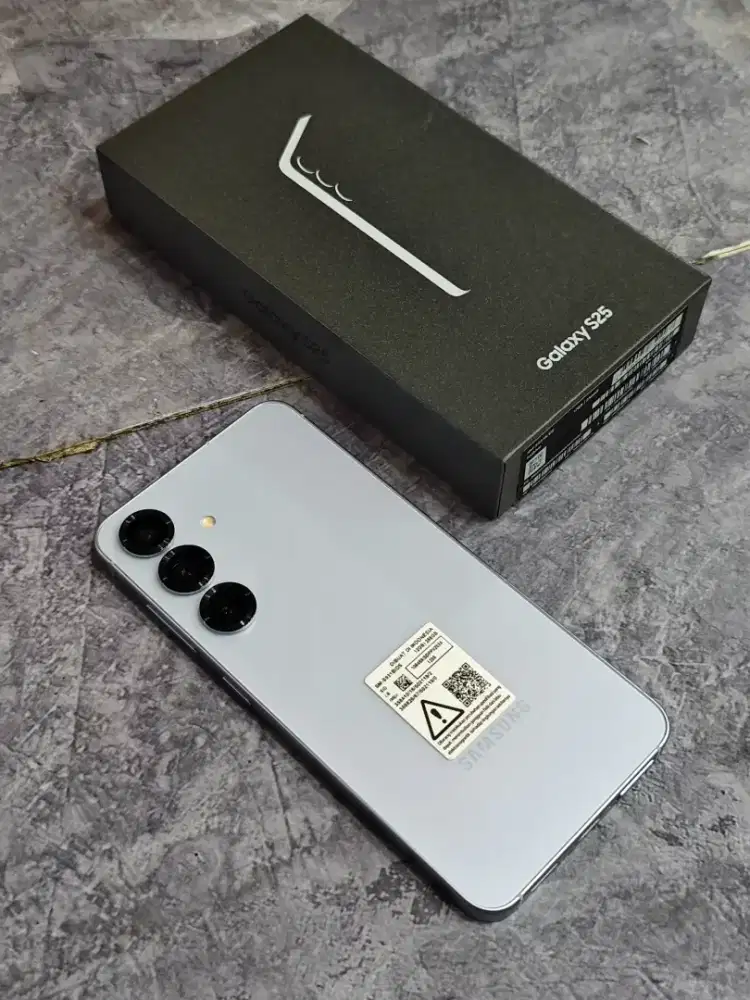 Samsung Galaxy S25 12/256 fullset original SEIN