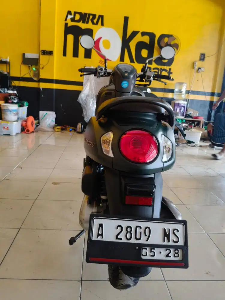 SCOOPY PRESTIGE TAHUN 2023