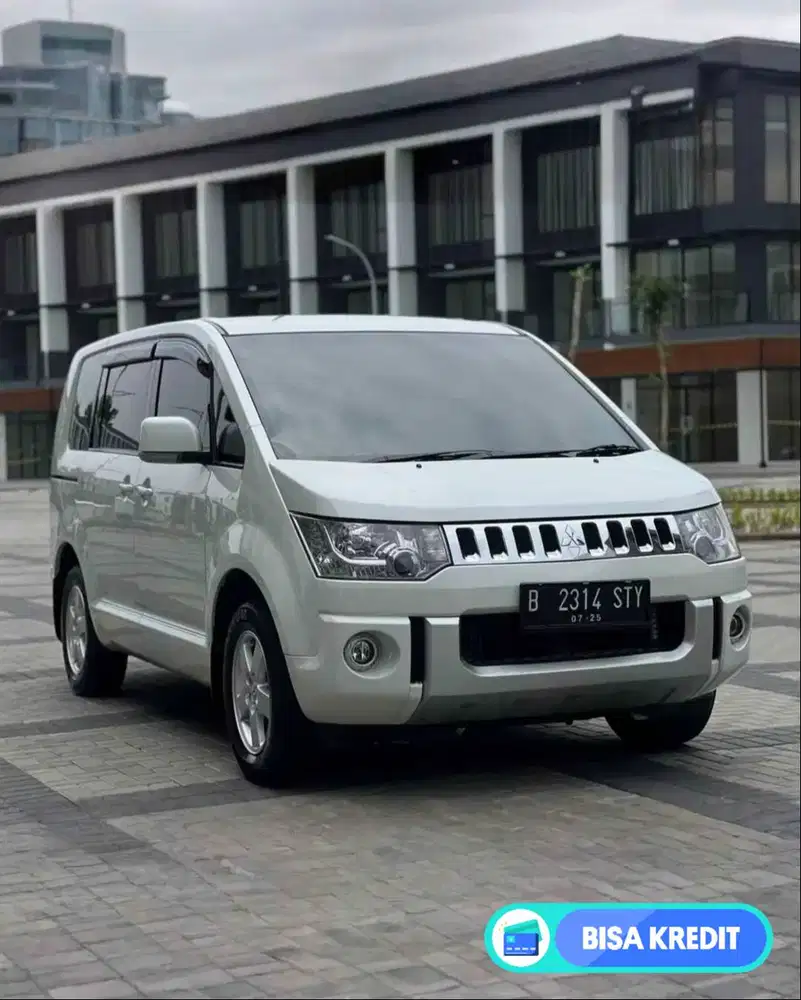 Mitsubishi Delica 2015 Bensin