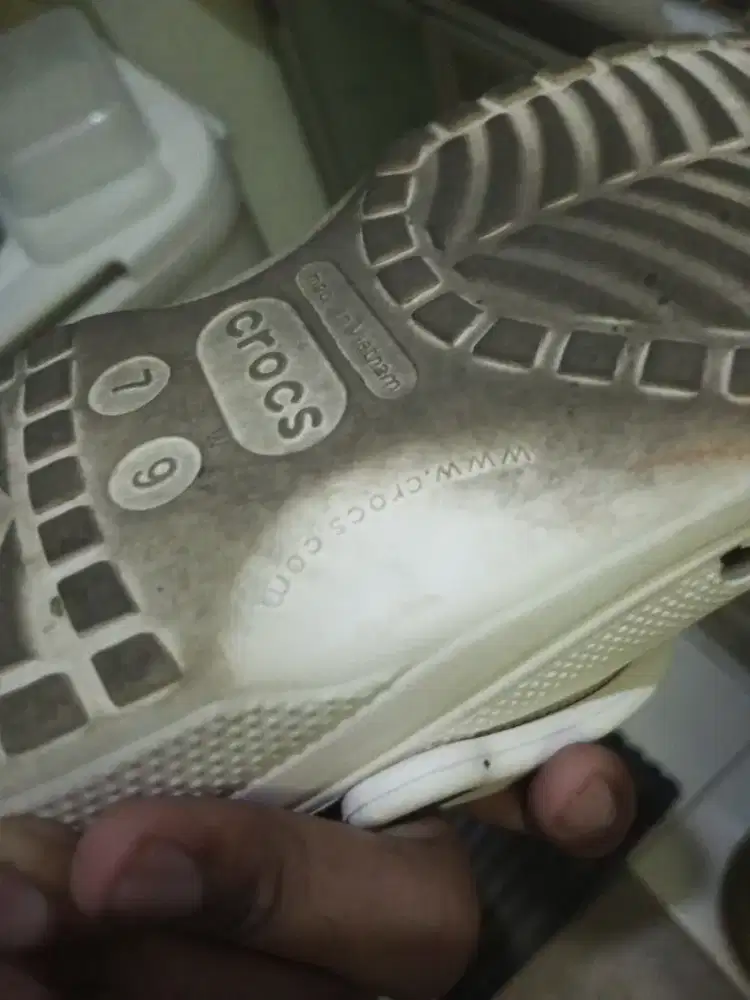 Sandal Crocs bsa nego