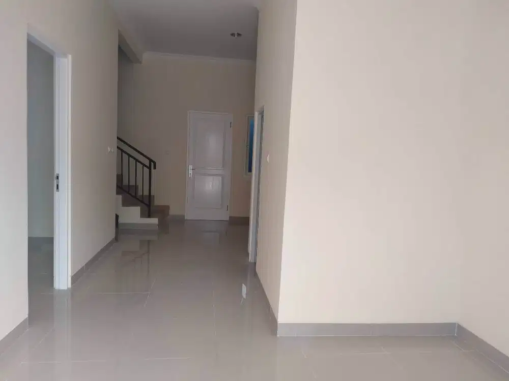 Jual Rumah Baru sia huni dan harga sangat murah ciputat sudimara BSD