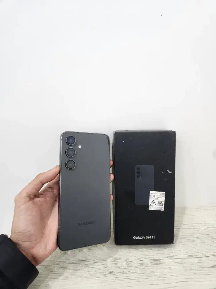 Samsung S24 fe 5g 8/256gb
